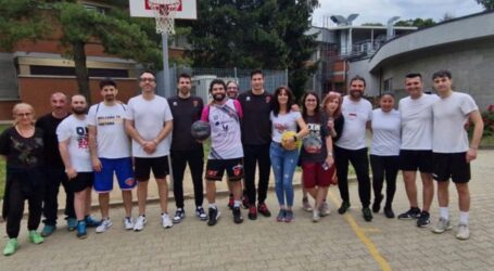 “Double Challenge” di calcio e basket al “Paolo VI”