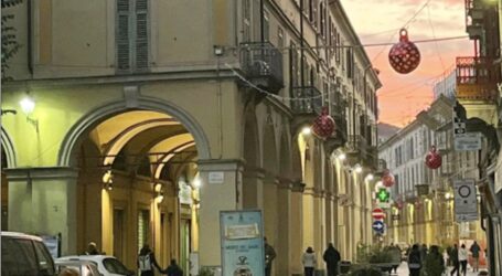 La città si prepara a vivere il Natale